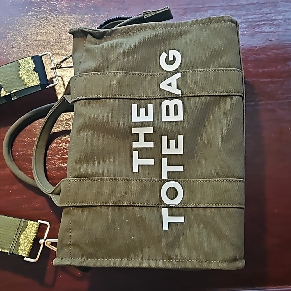 BAG - Picture 2 of 8